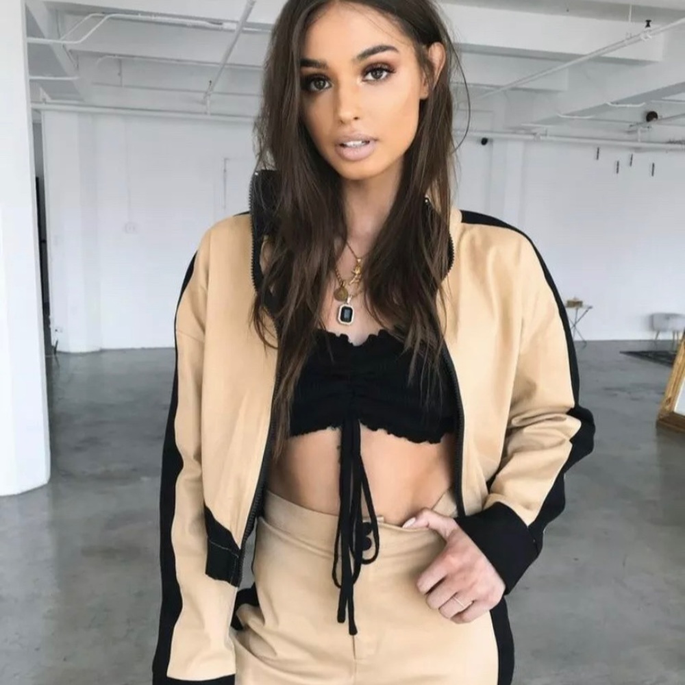 Tiger Mist cropped jacket M - BRAND NEW